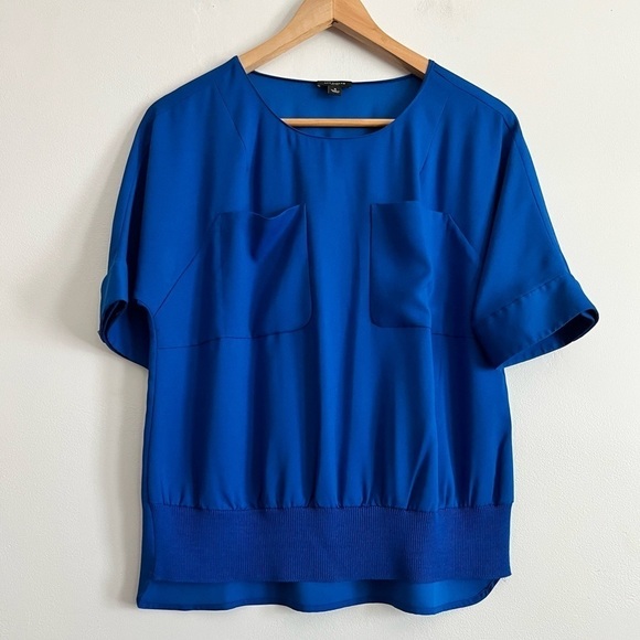 Ann Taylor Tops - Ann Taylor Blue Short Sleeves Summer Top with Pockets